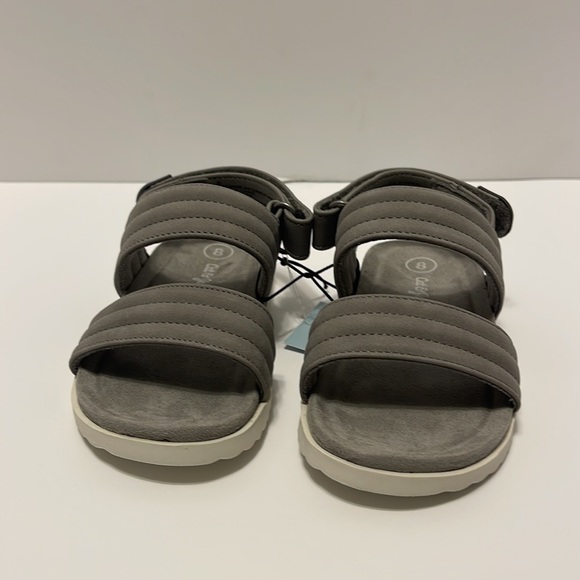 Toddler Boy’s Gray Strap Hook & Loop Closure Footbed Sandals - Picture 2 of 8